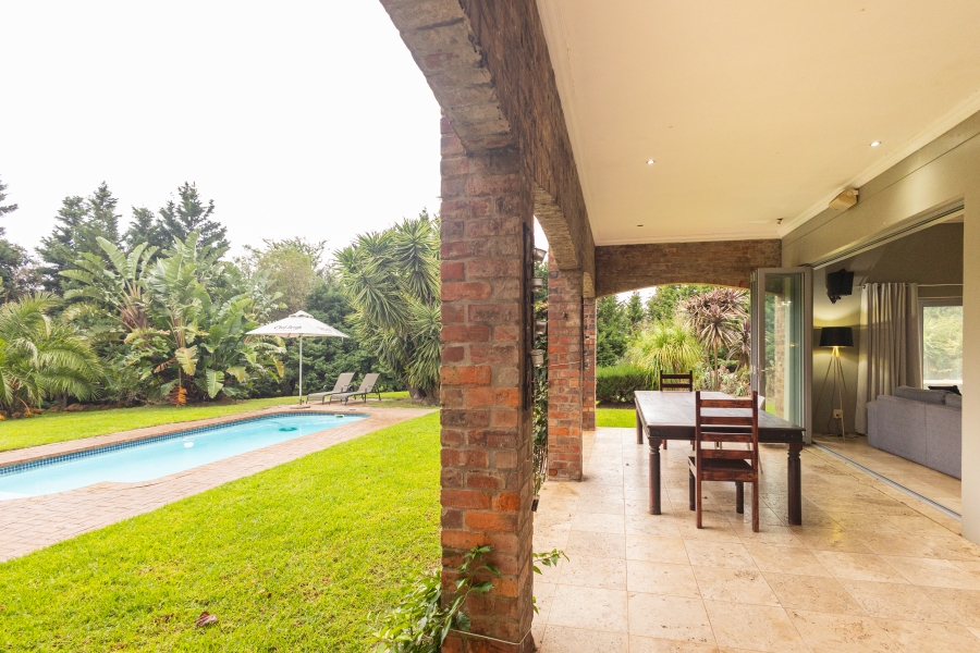5 Bedroom Property for Sale in Vierlanden Western Cape